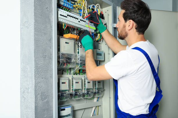 Best Circuit Breaker Repair  in Moorestown Lenola, NJ